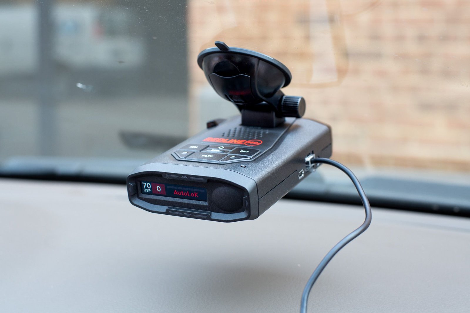 Ultimate Guide to Choosing Radar and Laser Detectors for Cars