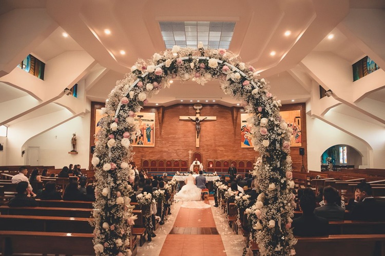 Planning a Traditional Wedding: Honoring Spiritual Traditions With Meaning