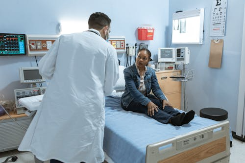 How Medical Treatment Gaps Hurt Car Accident Claims in Boynton Beach