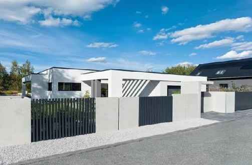The Benefits of Choosing a Durable and Stylish Fencing Solution for Your Property