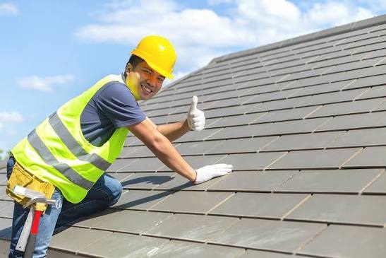 The Importance of Hiring a Professional Roofer for Reliable Roofing Solutions