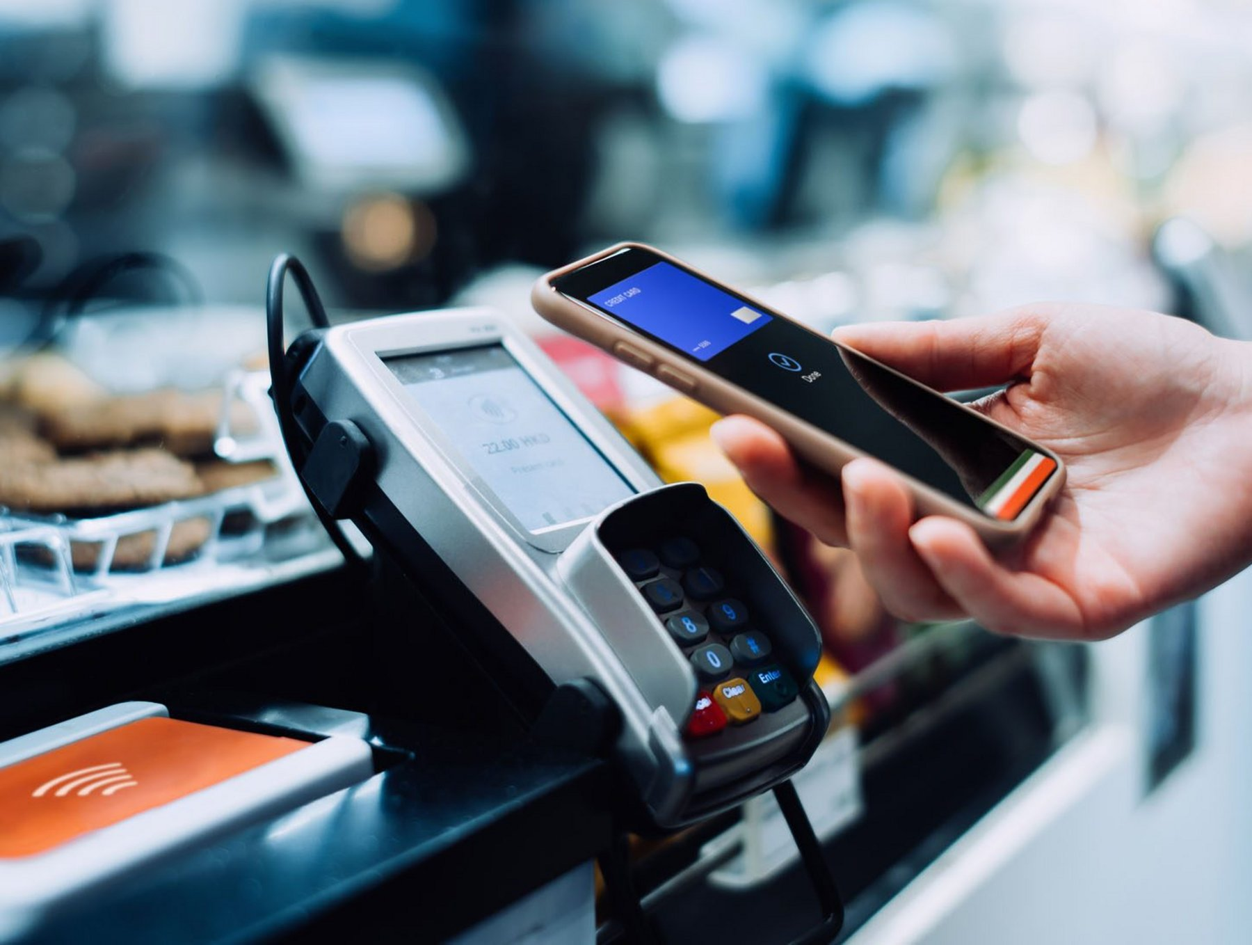 How Mobile Wallets Change Consumer Spending Habits